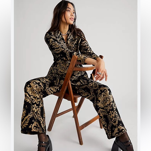Free People MINKPINK Golden Jacquard 2 Piece Suit Sz M - Picture 4 of 4